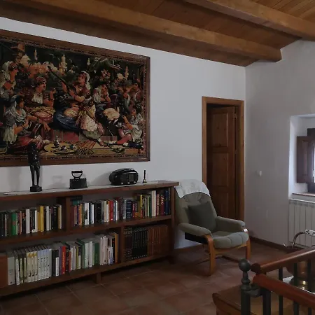 Casa Rural, Masia Antigua Restaurada Holiday home *