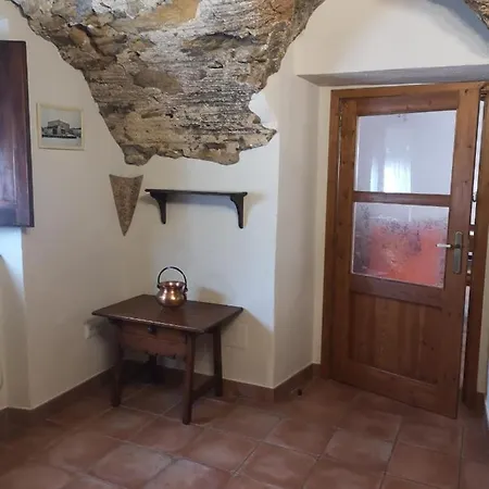Casa Rural, Masia Antigua Restaurada Holiday home *