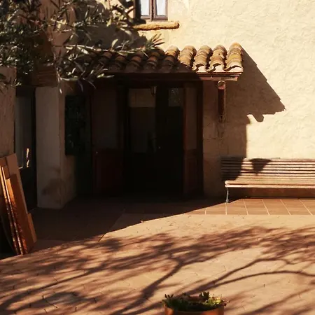 Casa Rural, Masia Antigua Restaurada Holiday home *